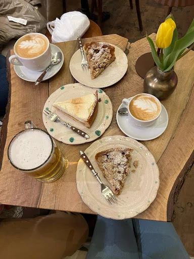 Café & Tagesbar Minoo Passau photo 3